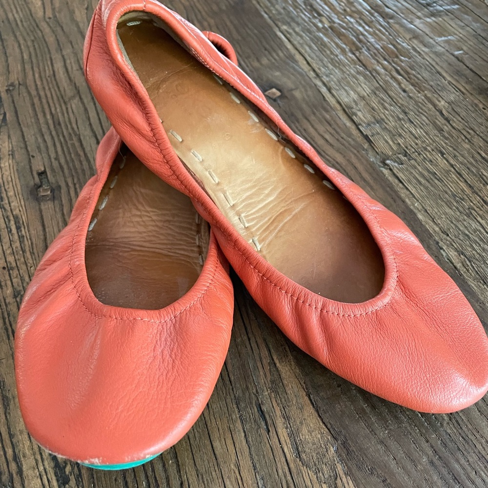 Tangerine Tieks, Well Loved Condition, size 9